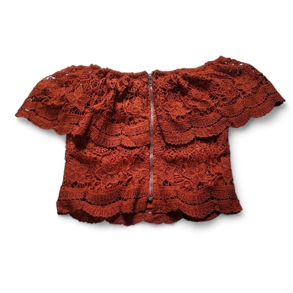 NWT Charlotte Russe Lace Off the Shoulder Top - Picture 2 of 4